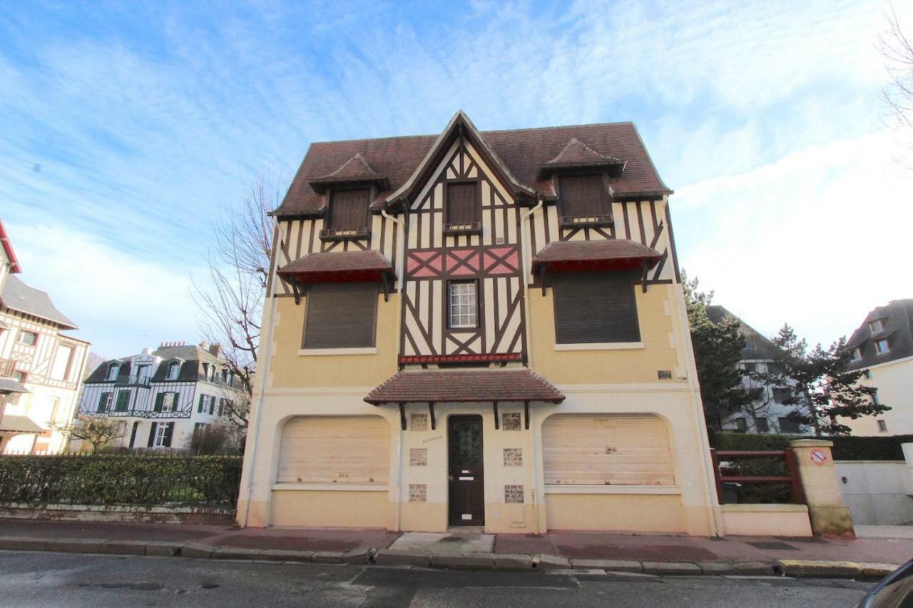Le Royal Apartment Deauville Ngoại thất bức ảnh