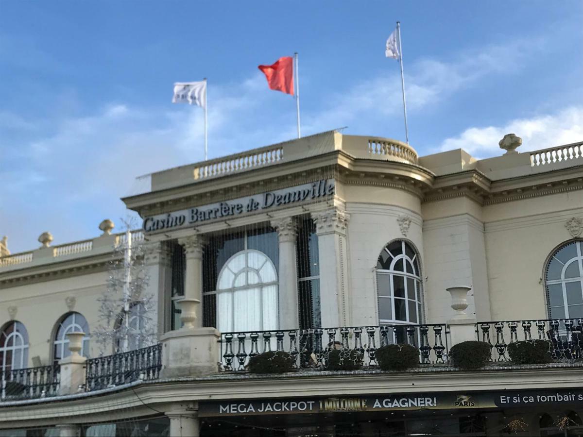Le Royal Apartment Deauville Ngoại thất bức ảnh